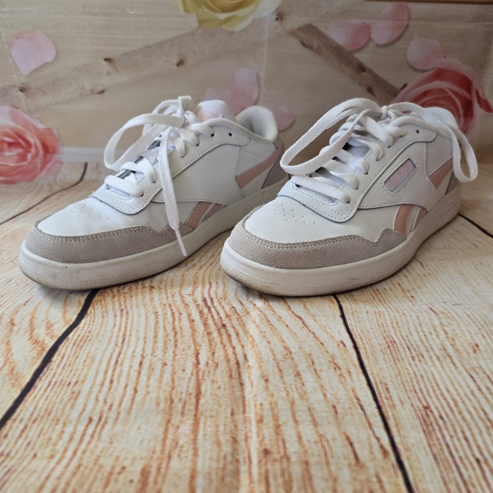 Reebok white/pink sneakers